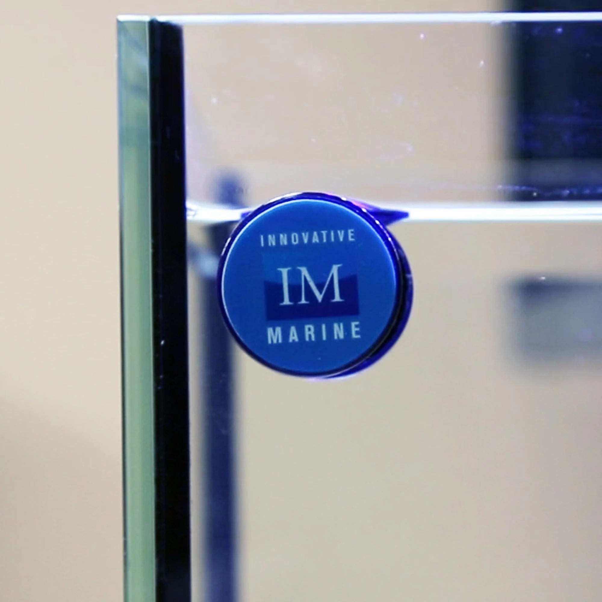 Aqua Gadget MicroMag Magnetic Nano Glass Cleaner - Innovative Marine - Image 2